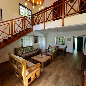 Unter Palmen Villa Jarabacoa